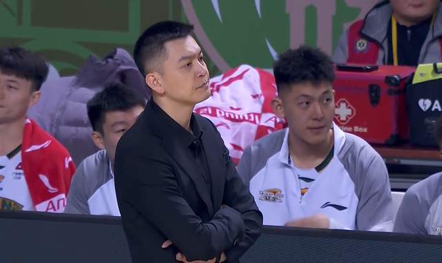 kaiyun-央视不播！今晚7:35，辽篮力拼黑马，杨鸣恐难逃连败，新援需爆发